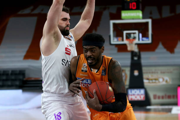 惨败后的沉 惨败后的沉