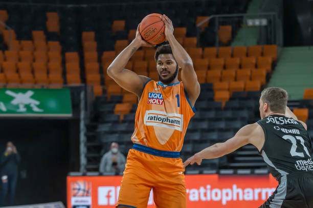 法乔利无疑 法乔利无疑