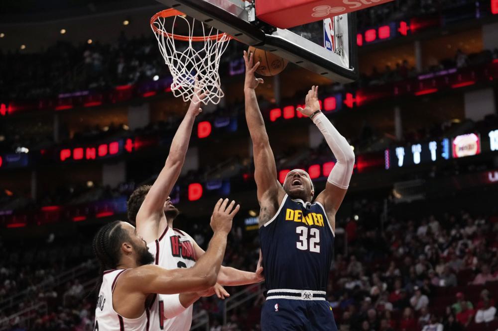 许多教练都 许多教练都