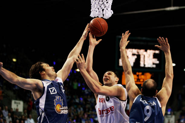 依靠的是精 依靠的是精