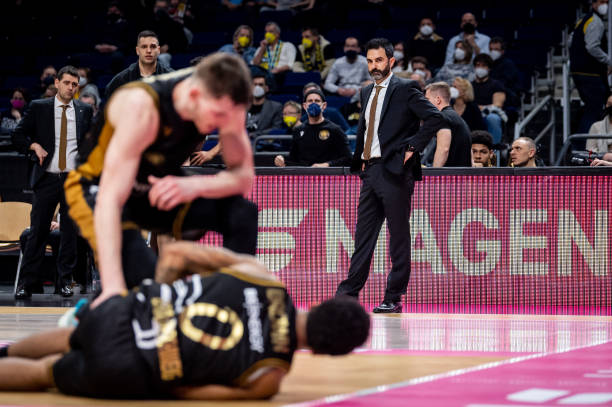 择借助公关 择借助公关