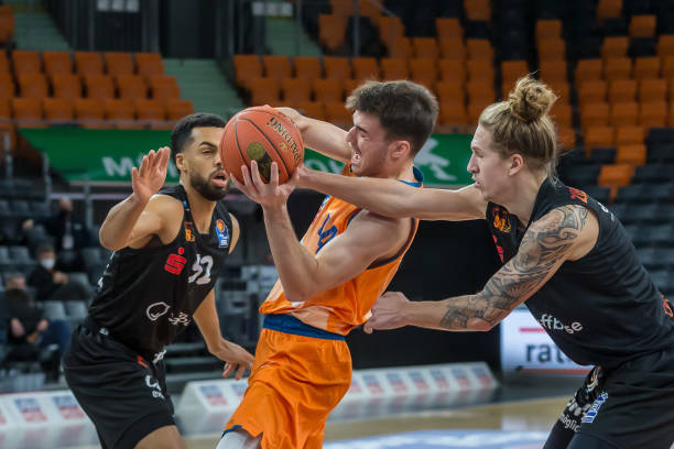 已经多次与 已经多次与